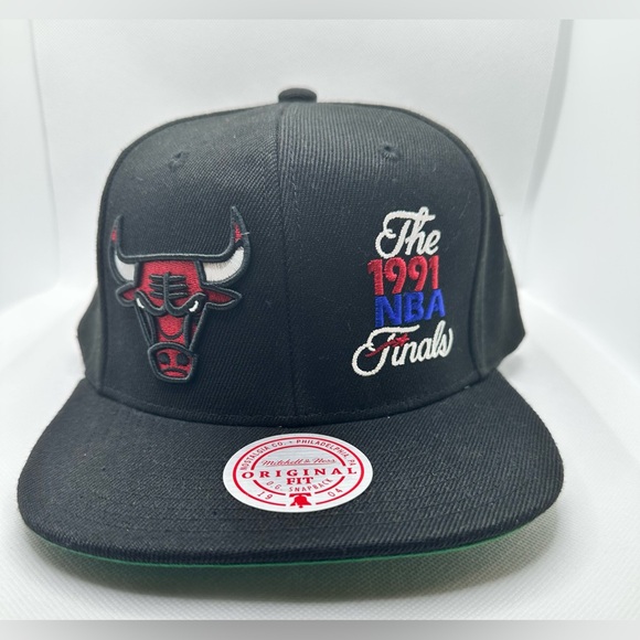 Mitchell & Ness Other - Chicago Bulls NBA 1991 Finals Mitchell & Ness Finals Snapback Black Cap / Hat